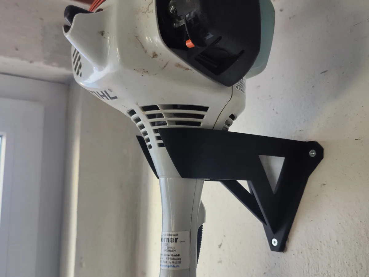 Soporte de pared para bordeadora a explosión