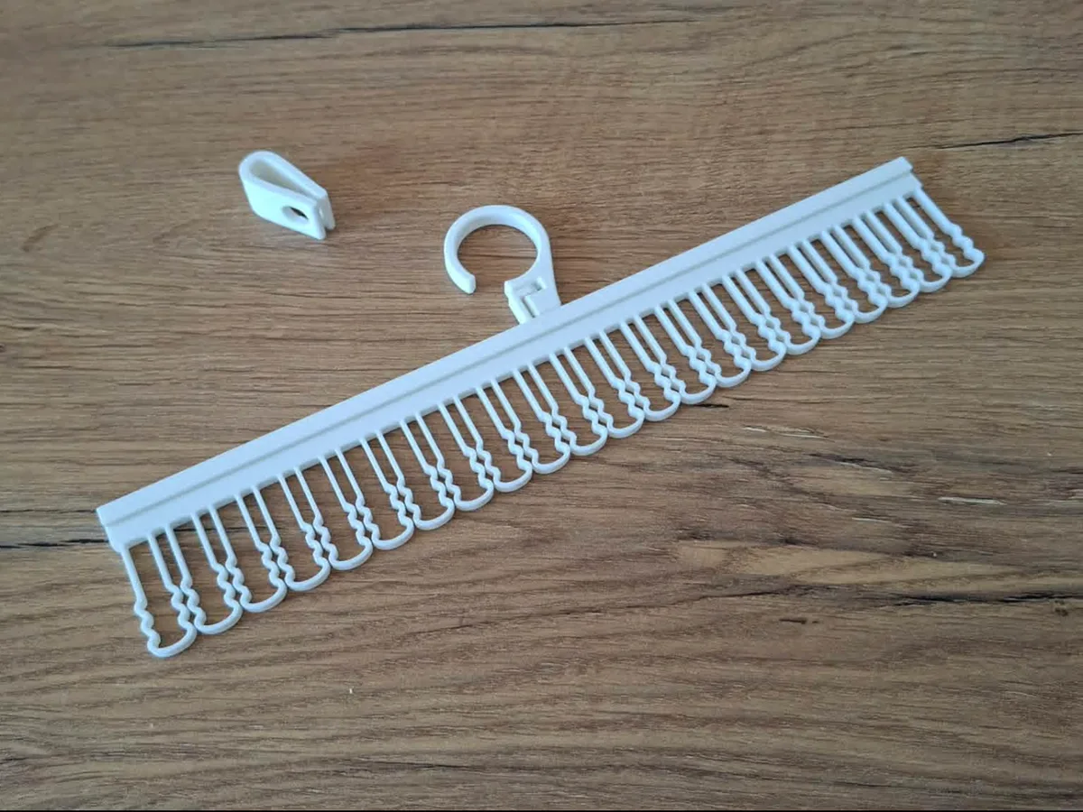Colgador de medias para la soga