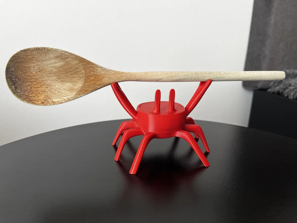Apoya cucharas con forma de cangrejo