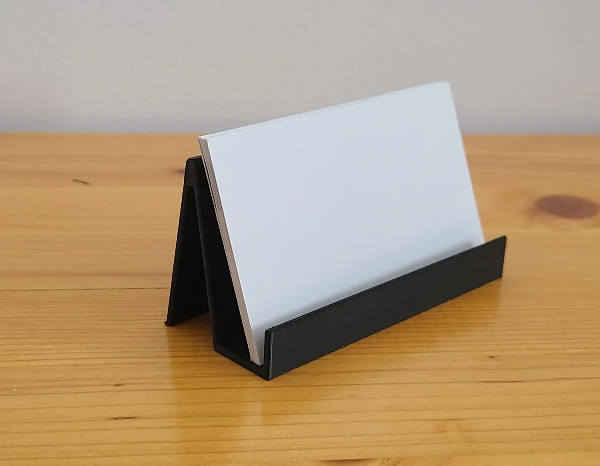 Tarjetero minimalista de escritorio