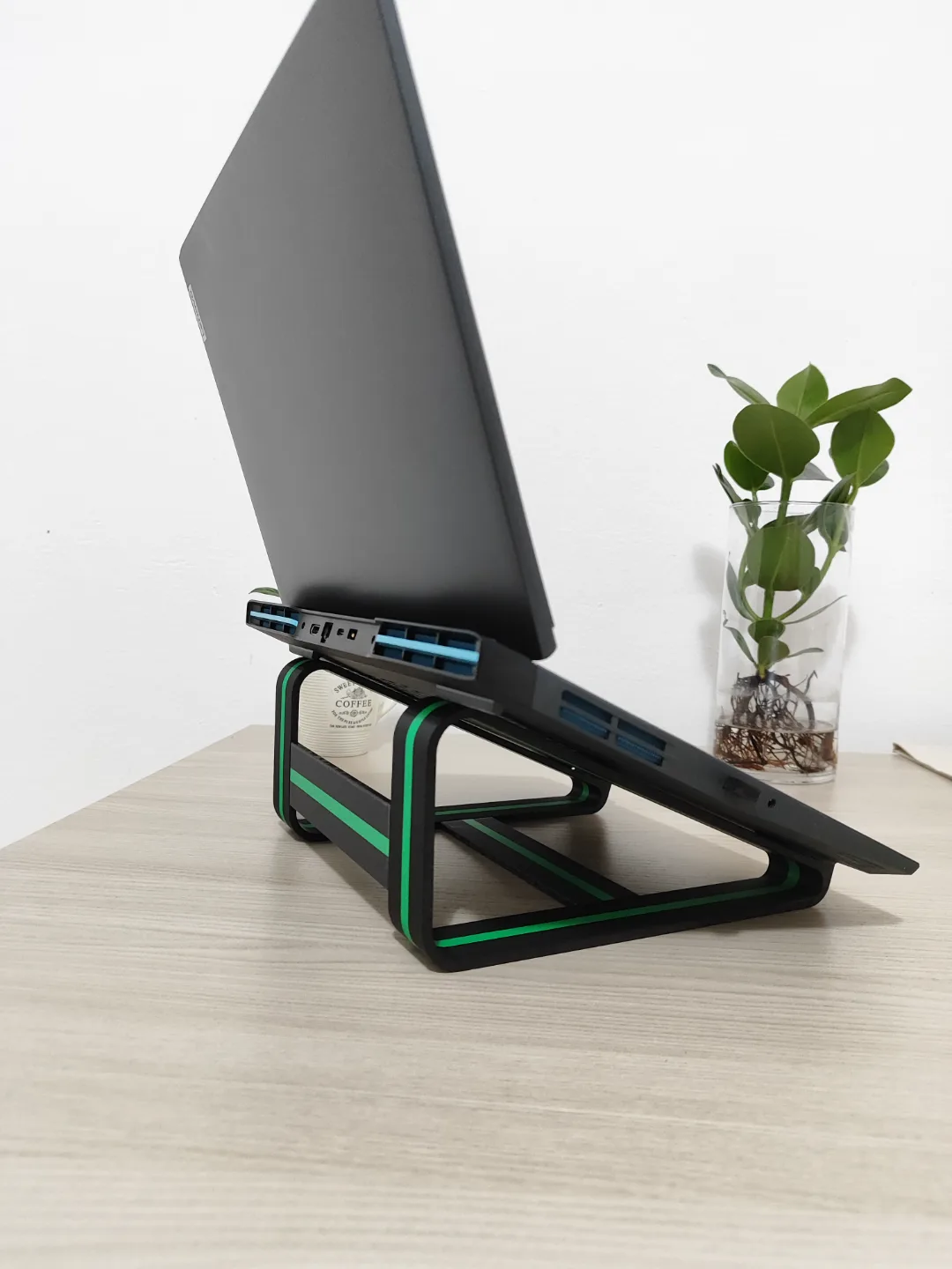 Elevador para notebook grande de juego