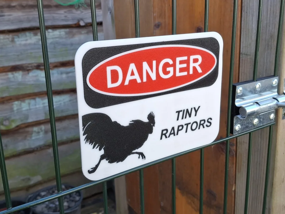 Cartel de advertencia para el gallinero