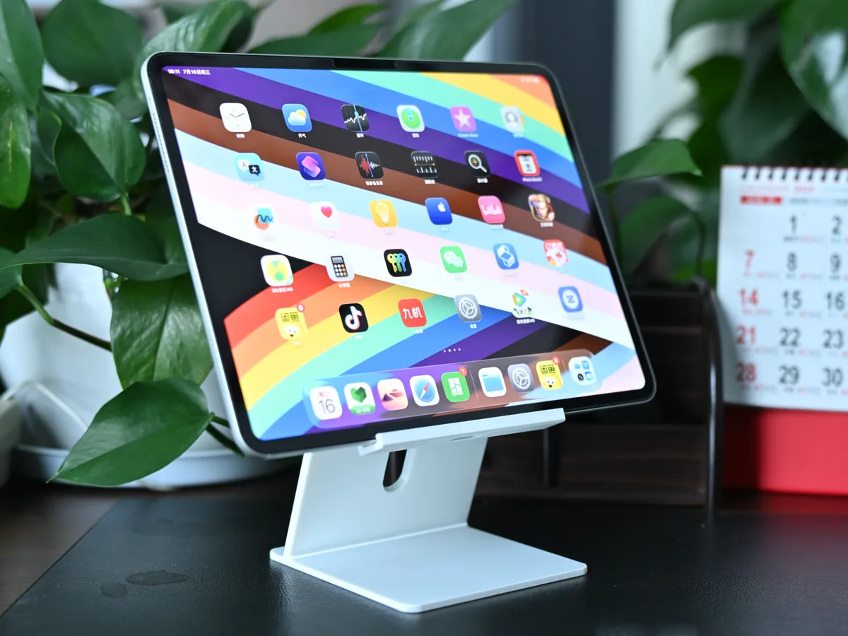 Soporte plegable para tablet